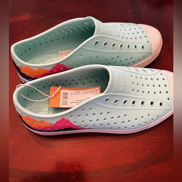 NATIVE Jefferson Block  Hydrangea Blue/Coastal Blue/Regatta Mountain Block - Picture 3 of 8